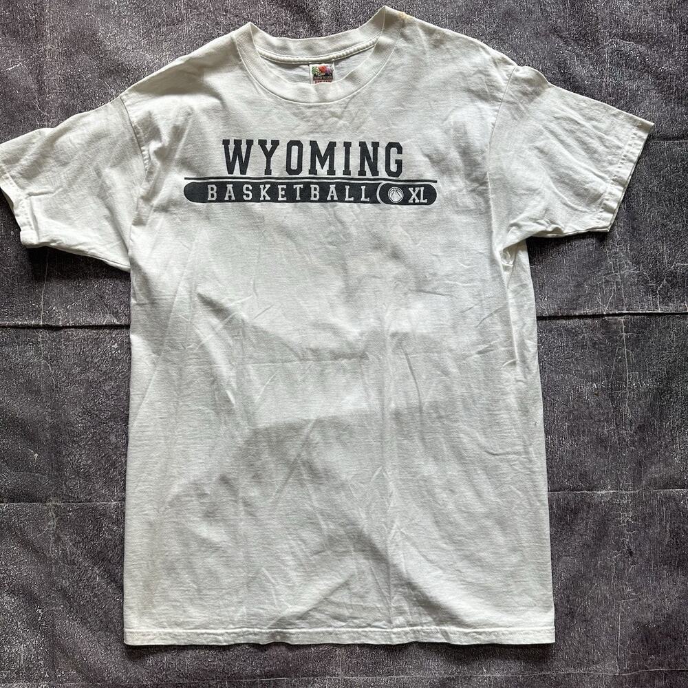 Men's Vintage 90's FOTL Wyoming Cowboys Basketball White Black T Shirt Tee Sz XL
